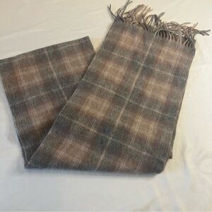 James Pringle Weavers 100% Wool Plaid Fringe Scarf